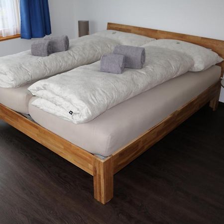 Ferienwohnung Fuer 5 Personen In Cumpadials, Inmitten Der Surselva Sumvitg Exterior photo