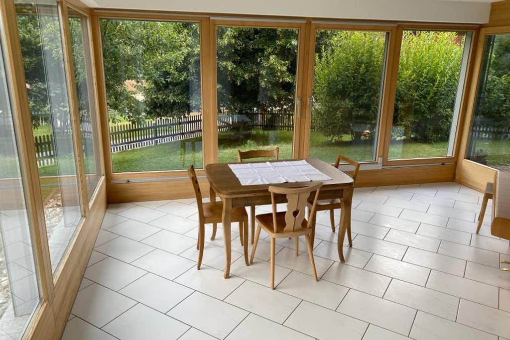 Ferienwohnung Fuer 5 Personen In Cumpadials, Inmitten Der Surselva Sumvitg Exterior photo