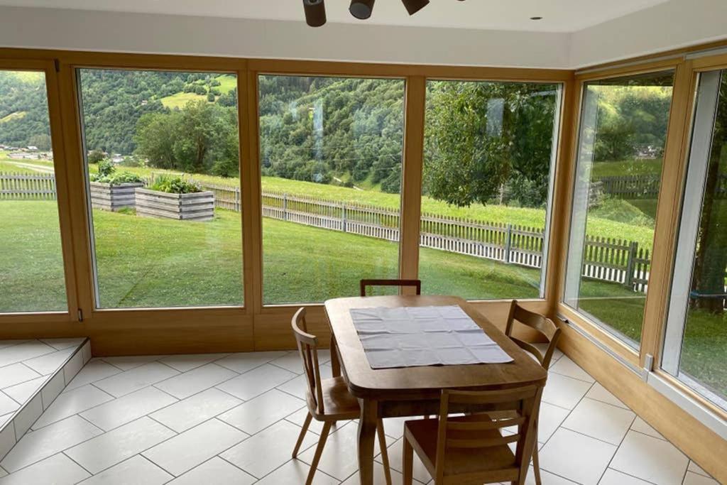 Ferienwohnung Fuer 5 Personen In Cumpadials, Inmitten Der Surselva Sumvitg Exterior photo
