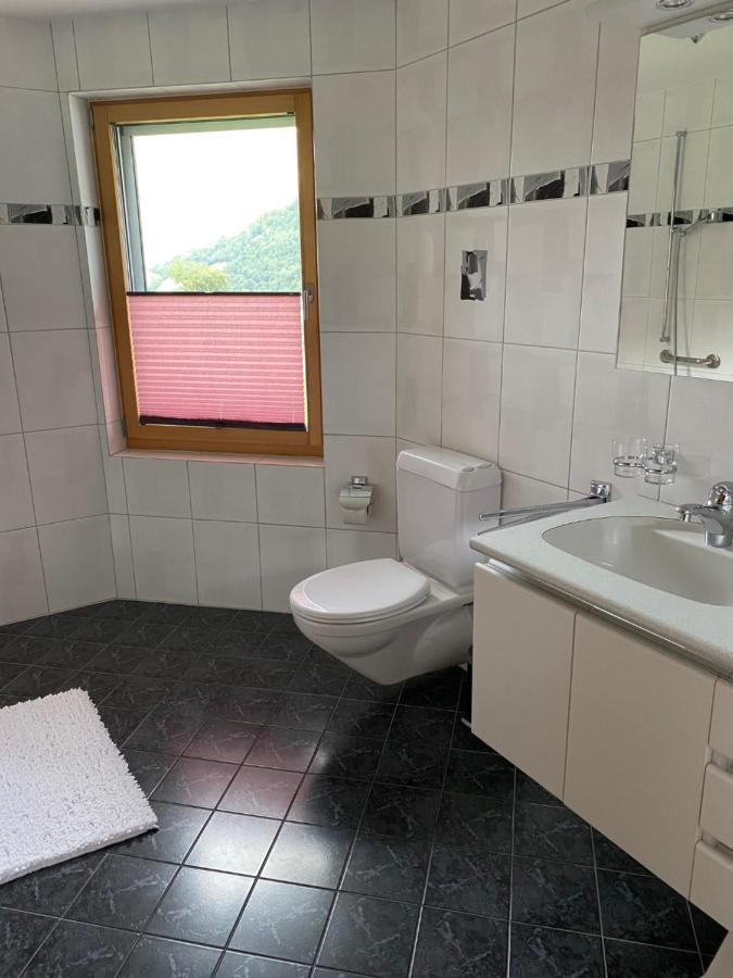 Ferienwohnung Fuer 5 Personen In Cumpadials, Inmitten Der Surselva Sumvitg Exterior photo