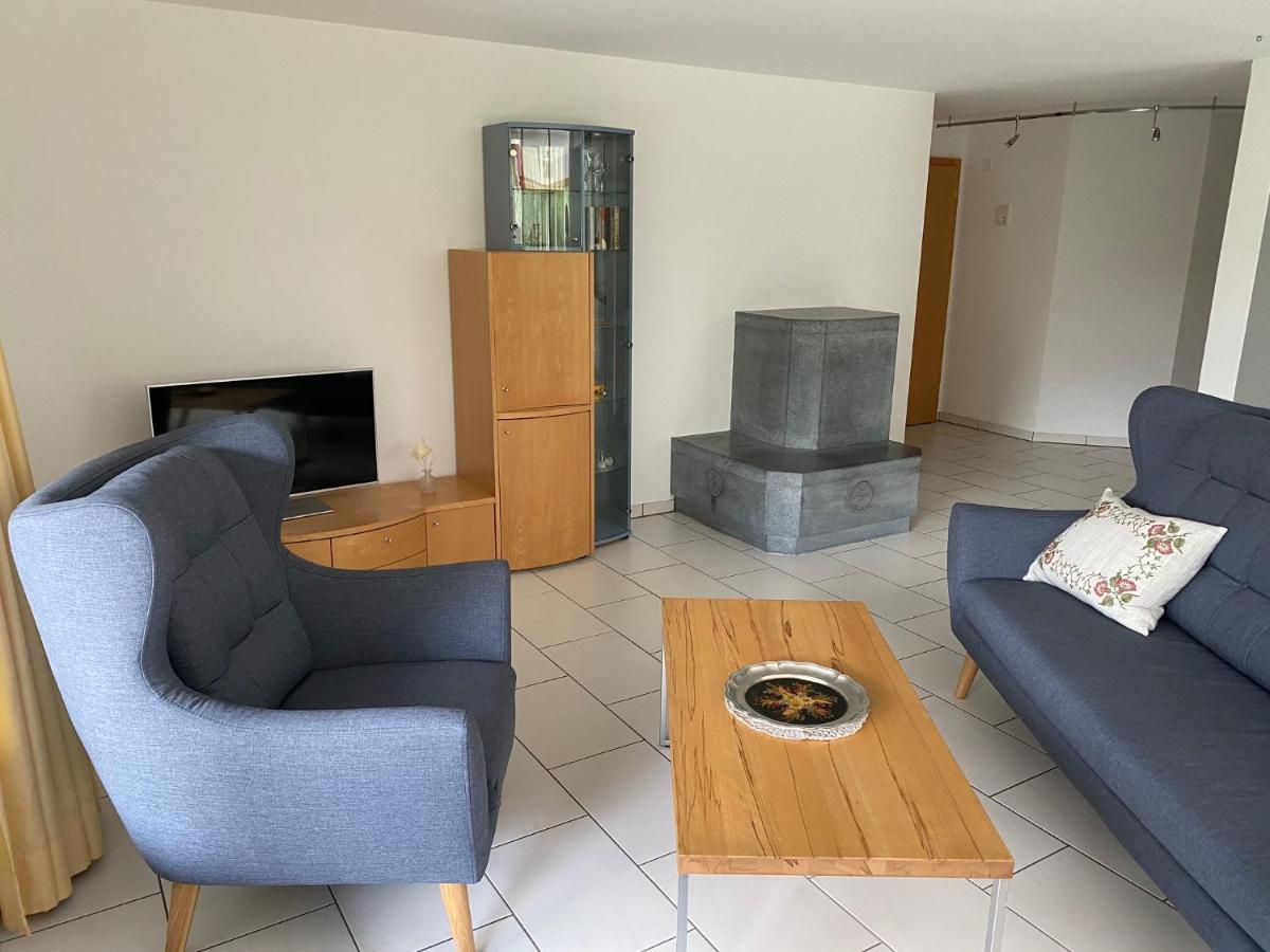 Ferienwohnung Fuer 5 Personen In Cumpadials, Inmitten Der Surselva Sumvitg Exterior photo